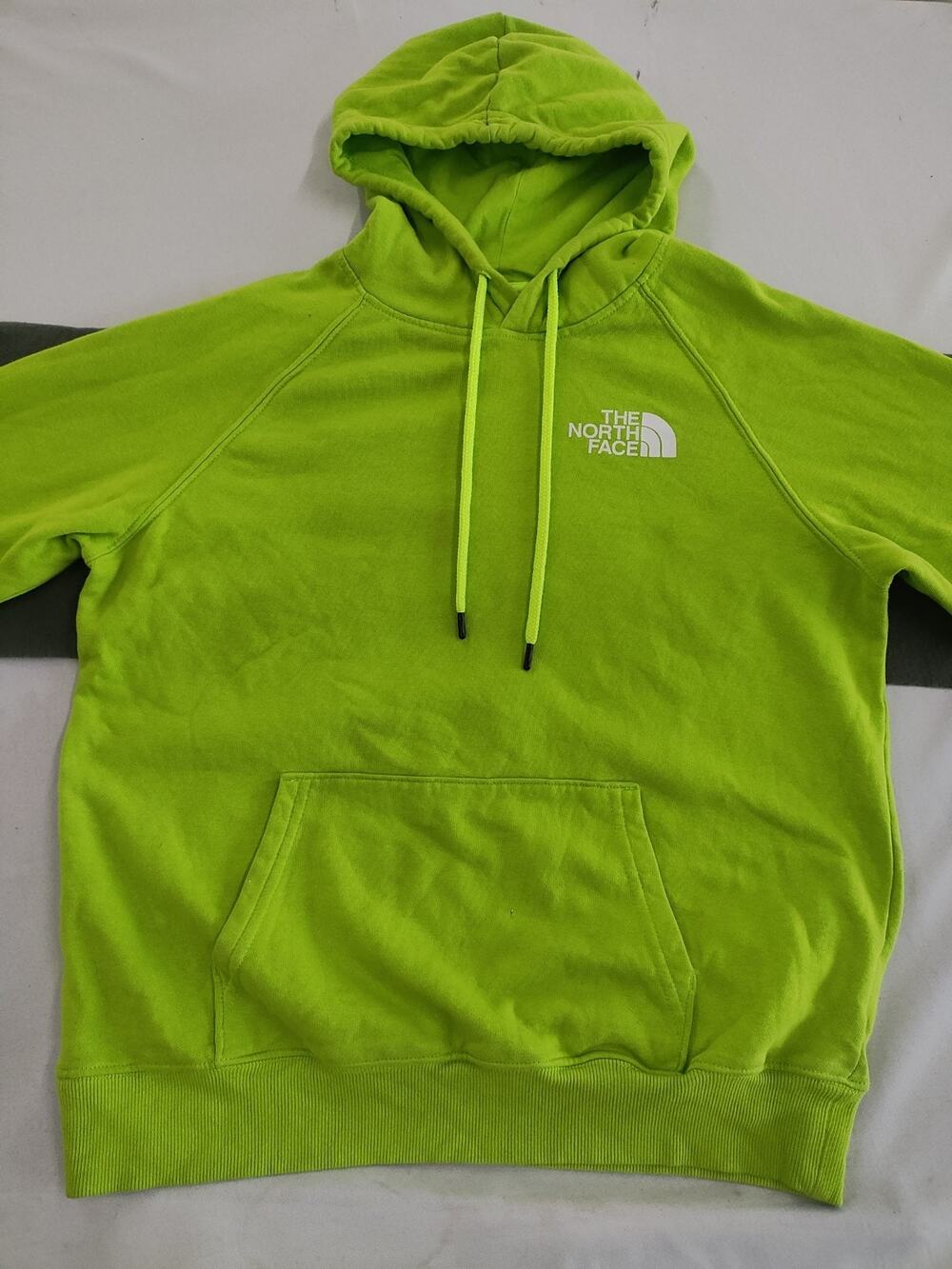 The North Face Men's Green Graphic Print Never Stop Exploring Hoodie Size M